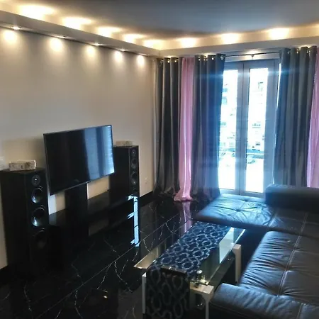 Apartment Tenisowa