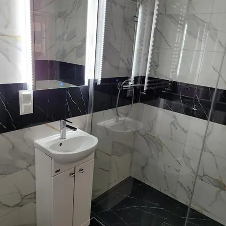 Tenisowa Апартаменты